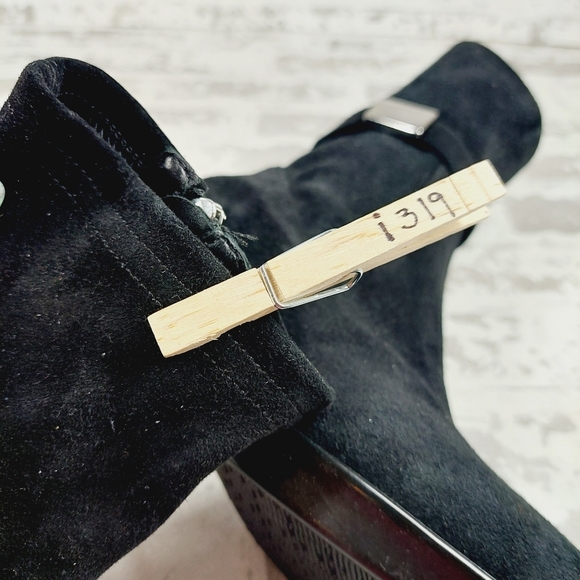 NEW Aquatalia Rania Black Suede Buckle Ankle Booties I319 - Picture 12 of 12